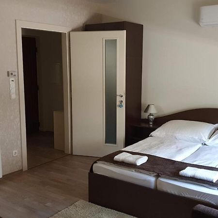 Keller Arany Apartmanok Hajdúszoboszló Εξωτερικό φωτογραφία